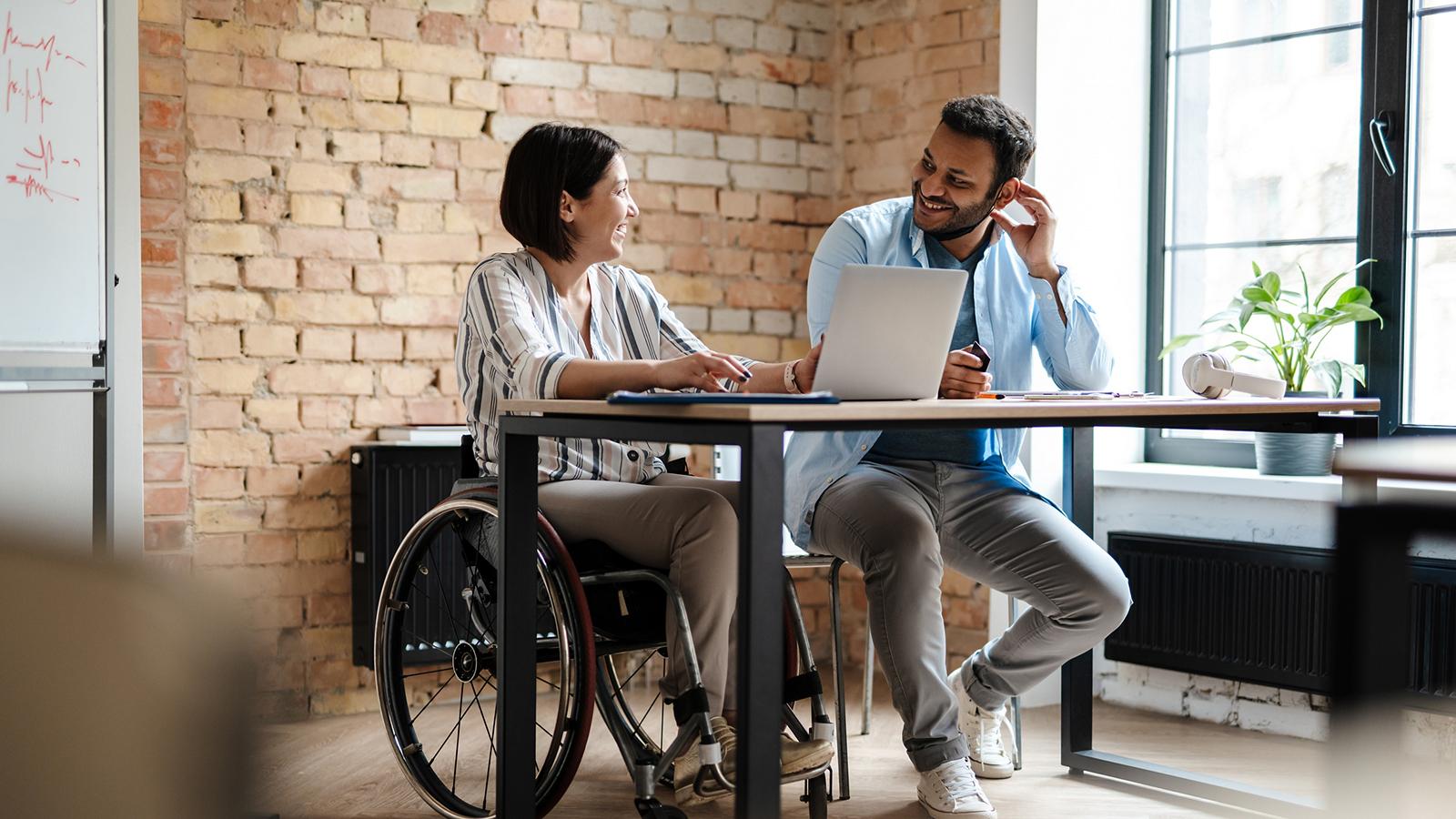 Teamwork Colleagues Collaborating office tt xlarge 16 9